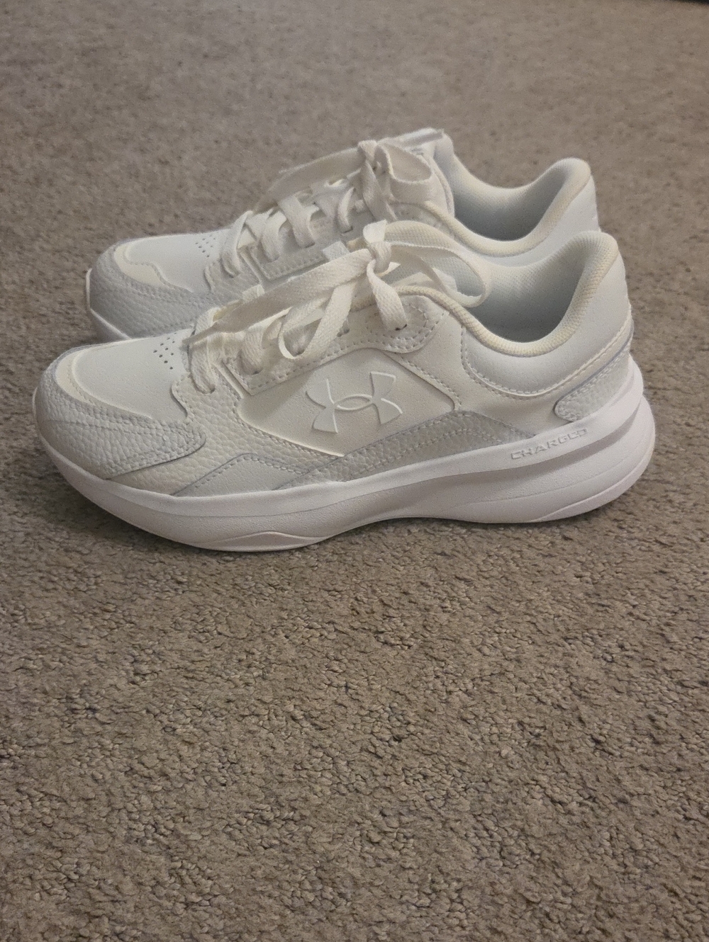 Under Armour Edge Leather Womens Sneaker NWOT